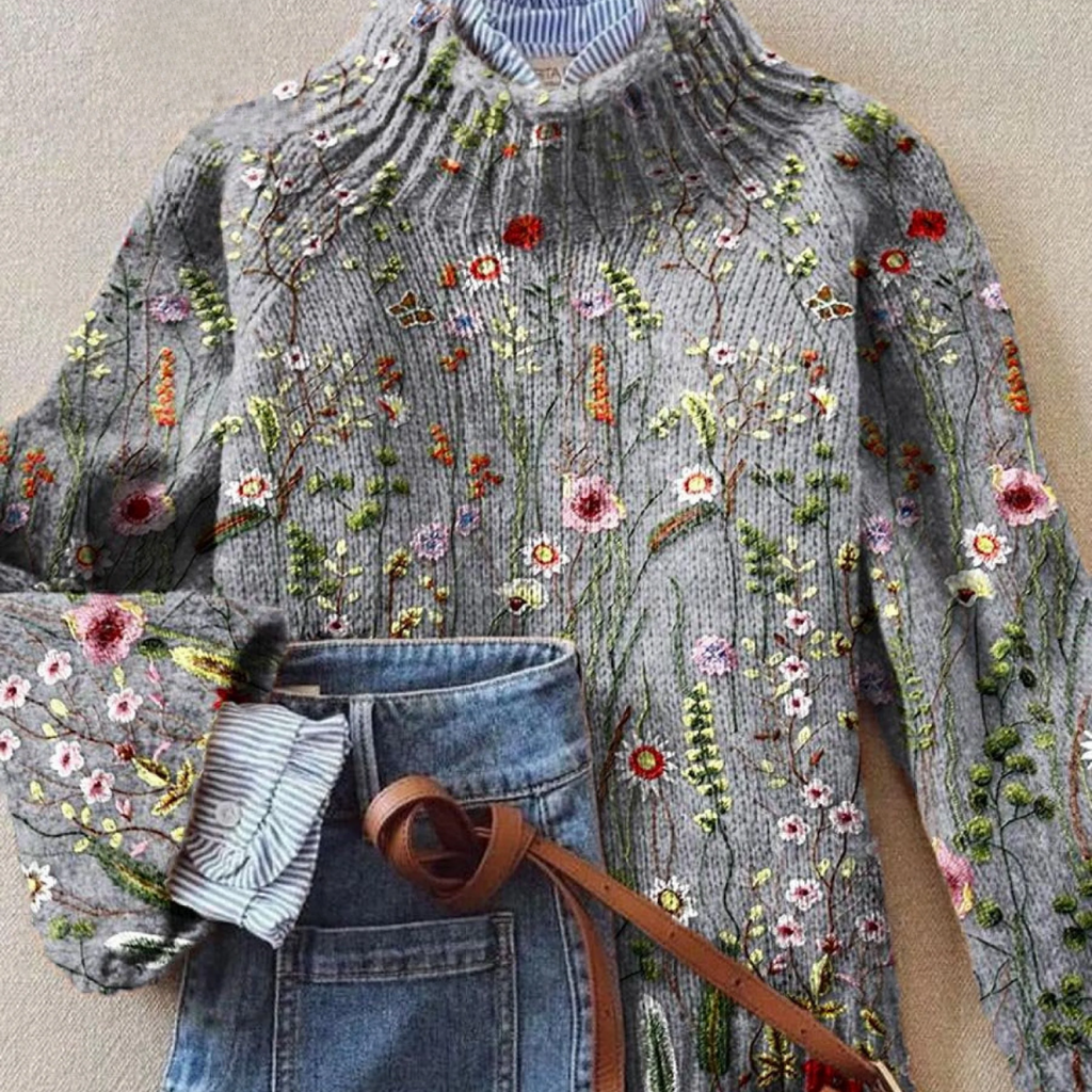 ABIGAIL | CLASSIC VINTAGE FLORAL SWEATER