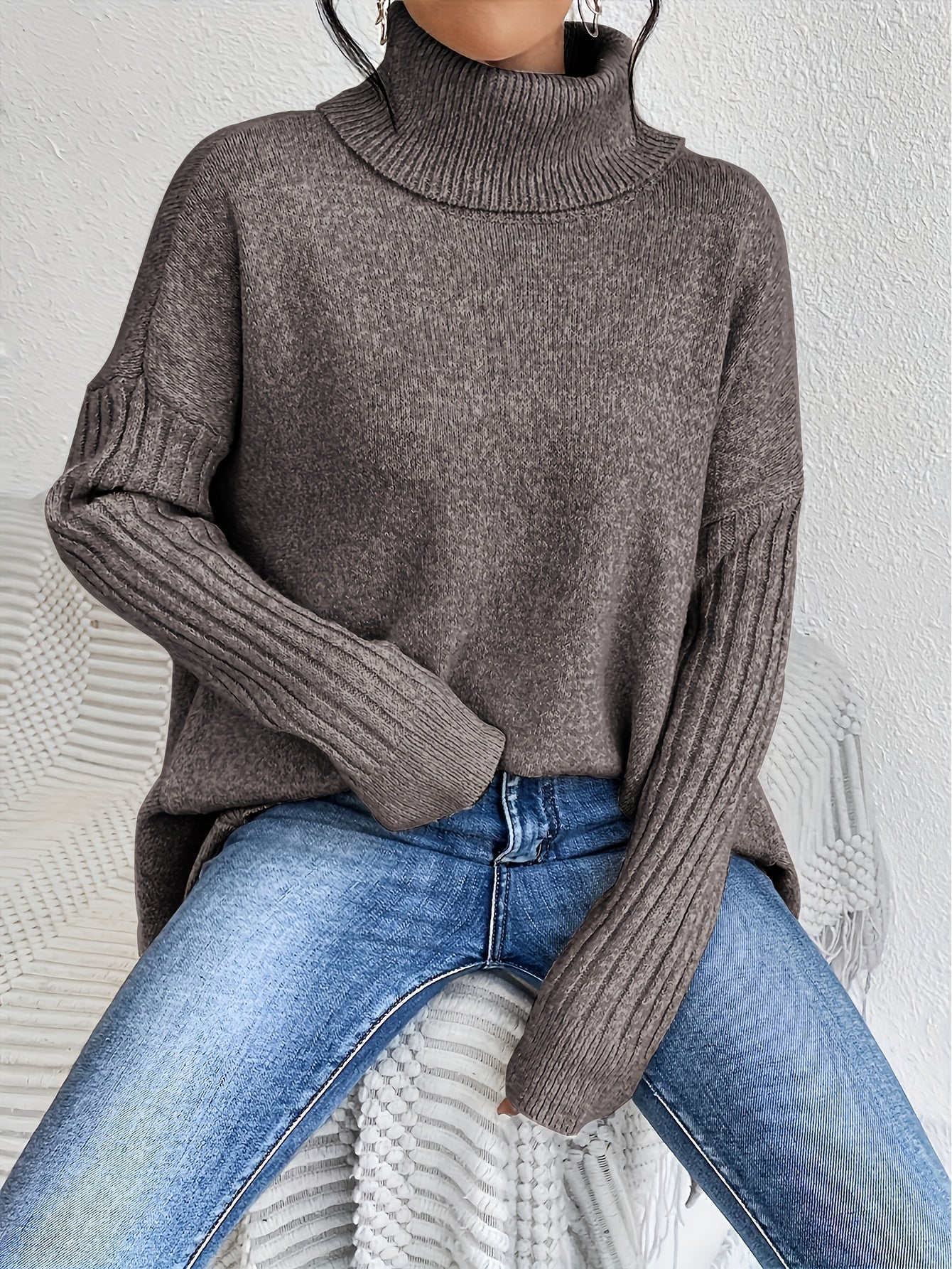 SOPHIE | OVERSIZED TURTLENECK SWEATER