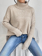 SOPHIE | OVERSIZED TURTLENECK SWEATER