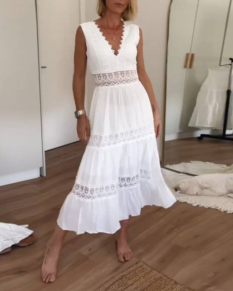 CHARLOTTE | HANDCRAFTED LACE DRESS WITH V-NECKLINE