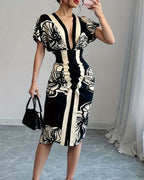 NURIA BLOSSOM | CHIC PLEATED DRESS