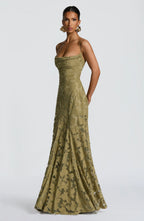CLARA LÉON | ELEGANT DRESS